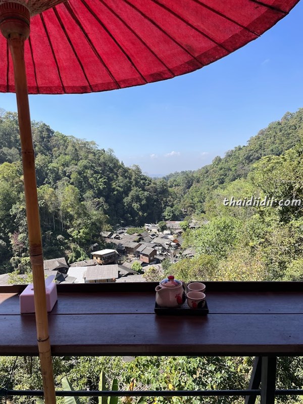 メーカンポンのカフェ