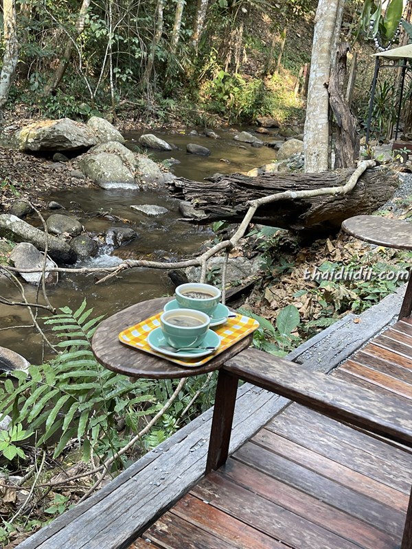 メーオーンのカフェ
