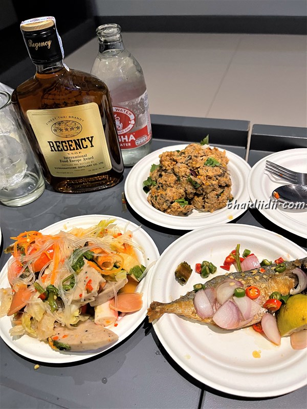 カンペーンペットの部屋飲み