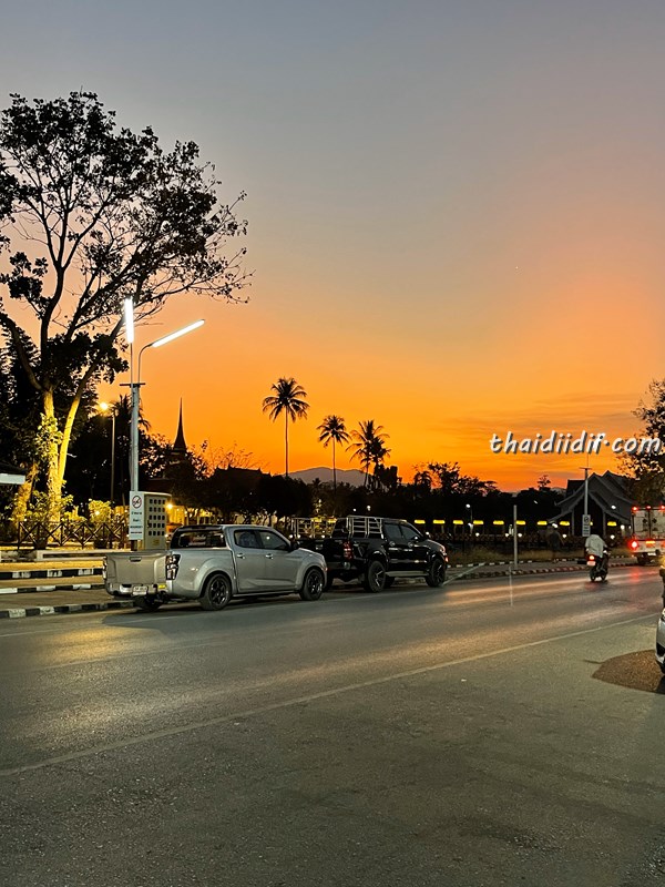 スコータイの夕焼け